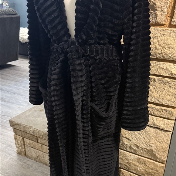 Soma Black Ribbed Robe - Picture 3 of 5